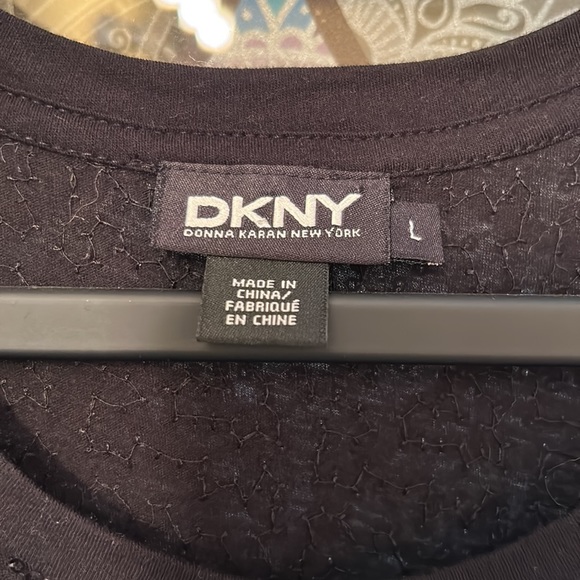 DKNY sequin Tee - Picture 3 of 3